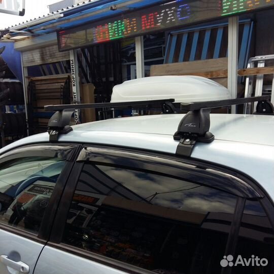 Багажник на Тойота Королла хэтчбэк 
