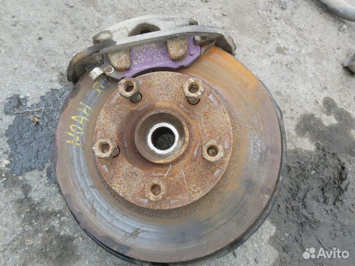 Диск тормозной передний правый Toyota Lite Ace