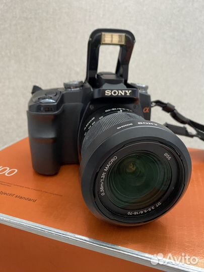 Зеркальный фотоаппарат Sony dslr-A100K