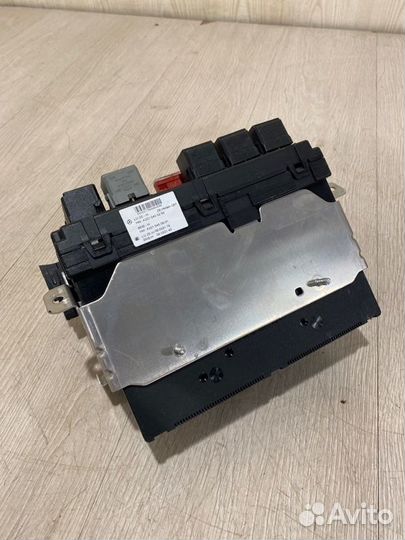 Блок предохранителей задний Mercedes Benz S500