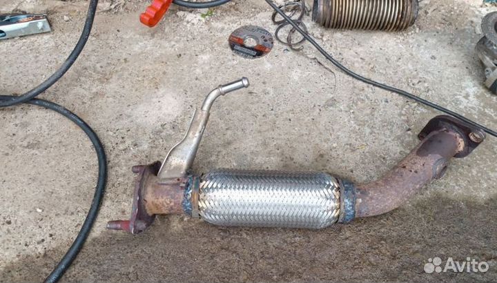 Ремонт гофры глушителя Ford