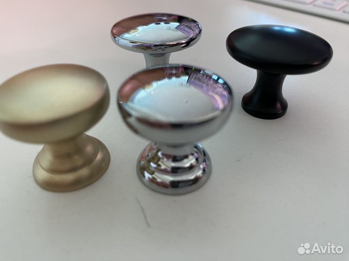 Мебельные кнопки