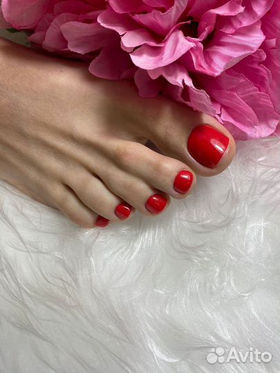 Маникюр педикюр