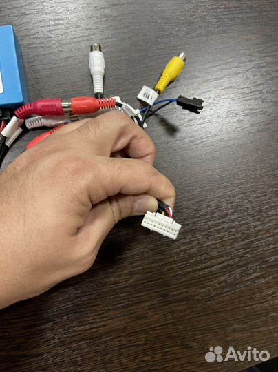 Оптоволоконный адаптер для музыки Mercedes