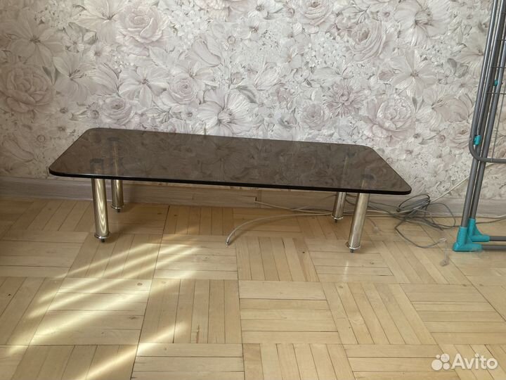 Полка под телевизор