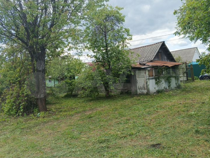 Дача 20 м² на участке 6 сот.