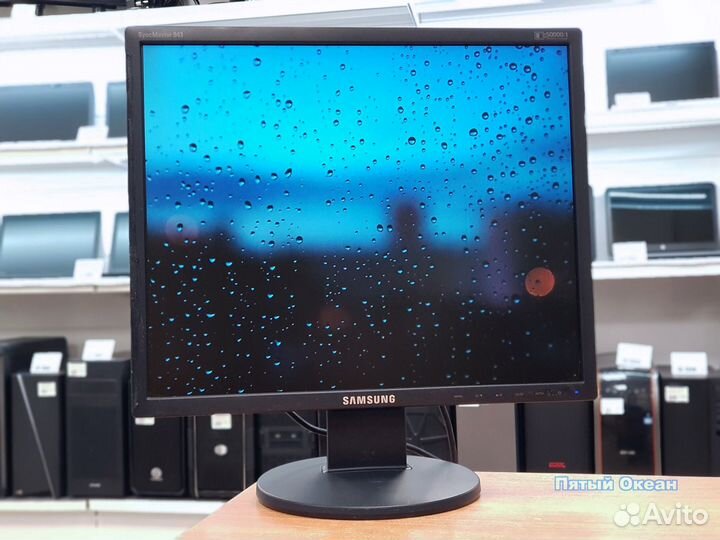 Монитор ЖК 19