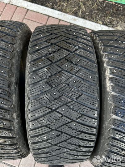 Goodyear Ultragrip Ice Arctic 225/50 R17