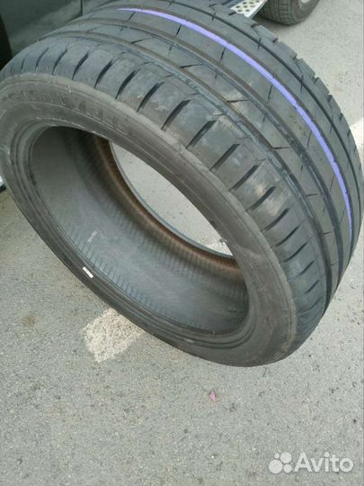 Nokian Tyres Hakka Black 2 295/40 R21