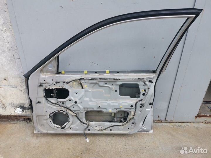 Дверь боковая передняя правая Hyundai Sonata седан