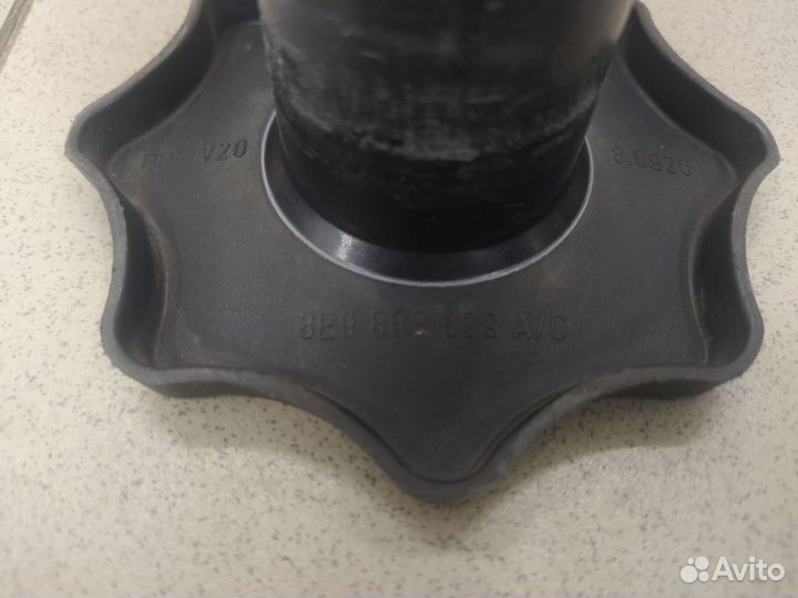 Крепление запасного колеса Ауди А4 Б6