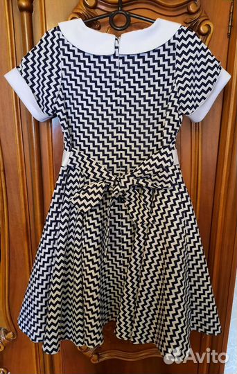 Платье нарядное