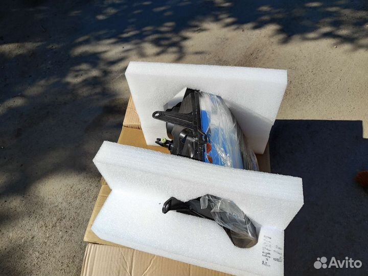 Фара на renault duster