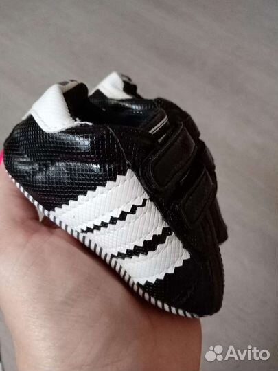 Кроссовки пинетки