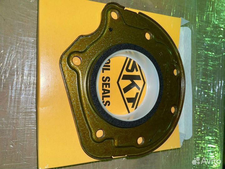 Сальник коленвала задний transit connect focus