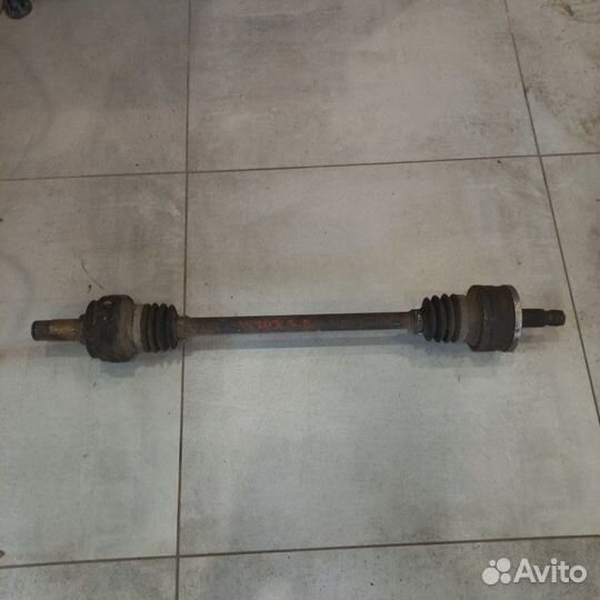 Привод задний левый Mercedes-Benz C-Class W203