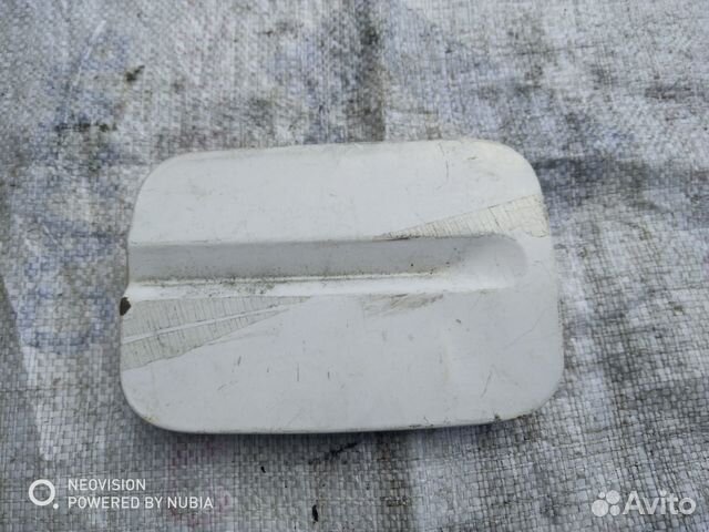 Лючок бензобака Фольксваген Пассат Б3