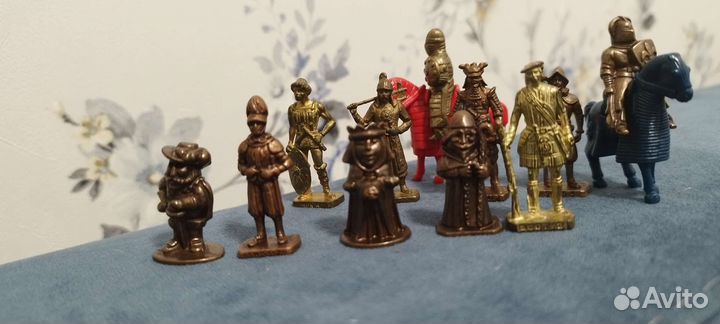 Оловянные солдатики Киндер сюрприз