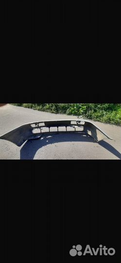 Бампер передний с усилителем