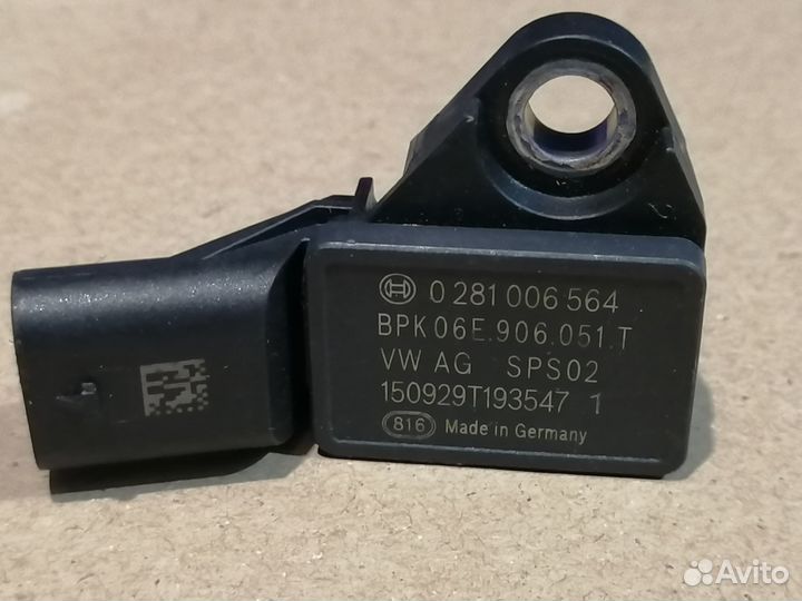 Датчик 06E 906 051 T VAG