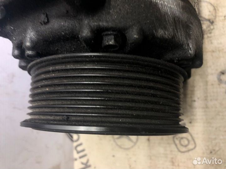 Компрессор кондиционера Mercedes Ml W164