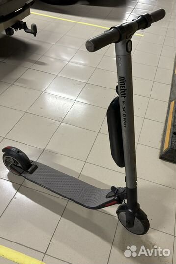 Электросамокат Ninebot kickscooter ES2