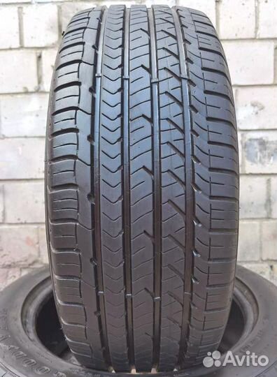 Goodyear Eagle Sport All Season 215/55 R17 94V