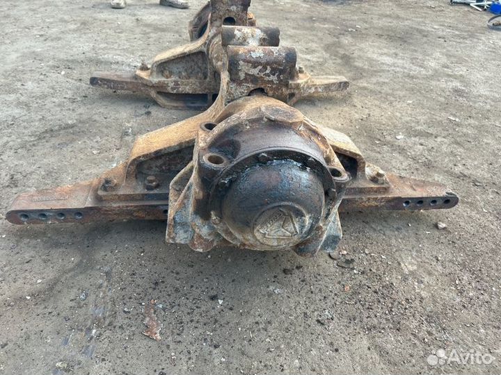 Ось балансира. Howo Zz3257M3247W грузовой-самосвал