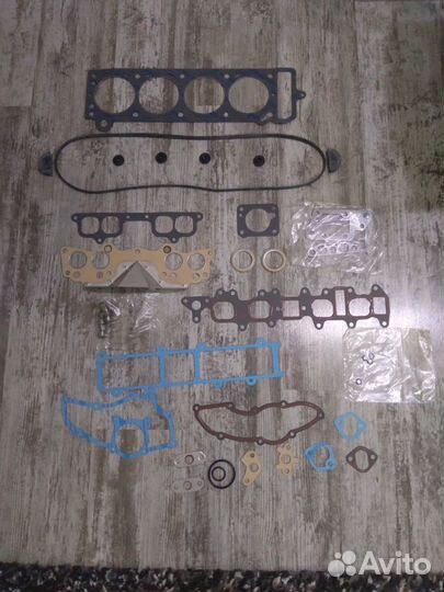 Верхний набор прокладок Toyota Celica 2,4L