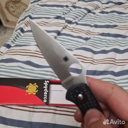 Нож Spyderco