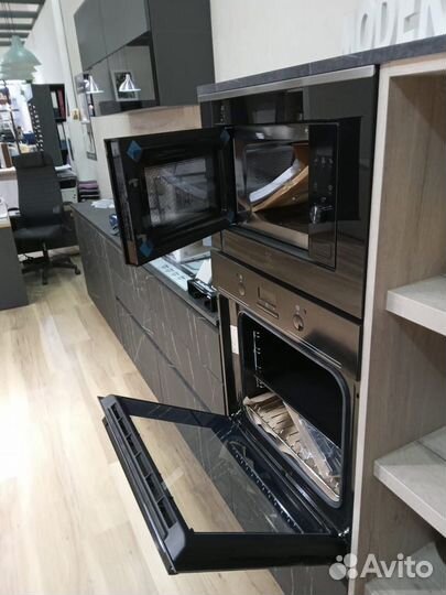 Духовой шкаф, свч electrolux новый