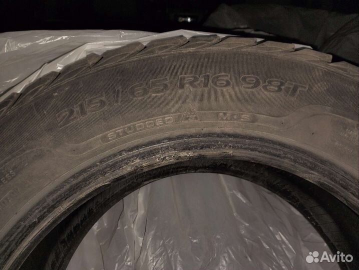 Sava Eskimo Stud 215/65 R16 98T