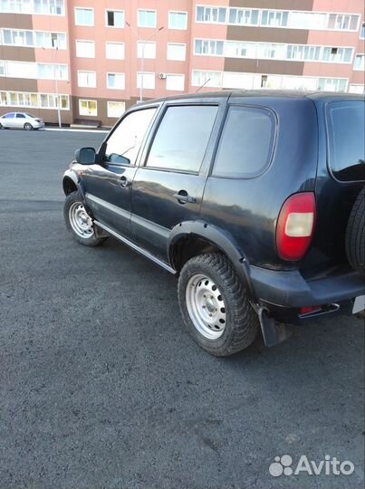 Chevrolet Niva 1.7 МТ, 2008, 200 000 км