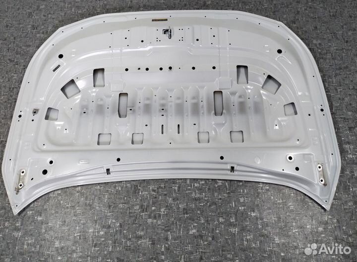 Оригинальный капот рав 4-5 белый перламутр