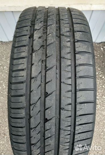 Kumho Crugen HP91 275/45 R20 110Y