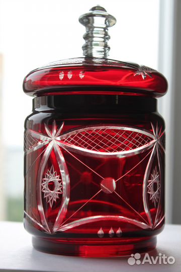 Egermann. Бисквитница - Баночка с крышкой.Стекло