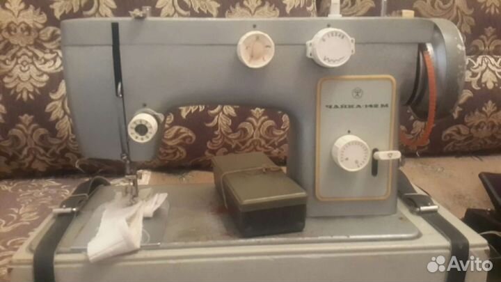 Швейная машинка с ножным приводом