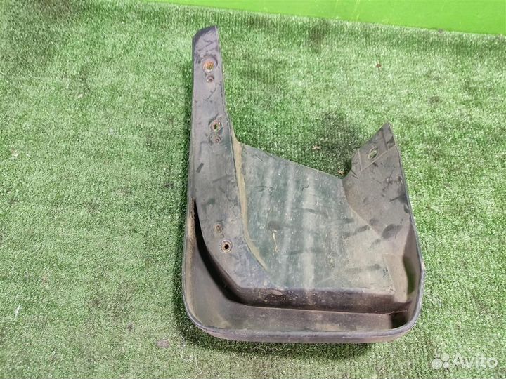 Брызговик задний правый Honda CR-V 3 (RE) 2009