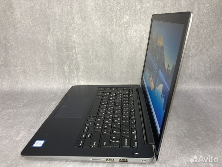 Ноутбук Dell FHD IPS i5-8250, 8Gb, 256Gb SSD 1,4кг