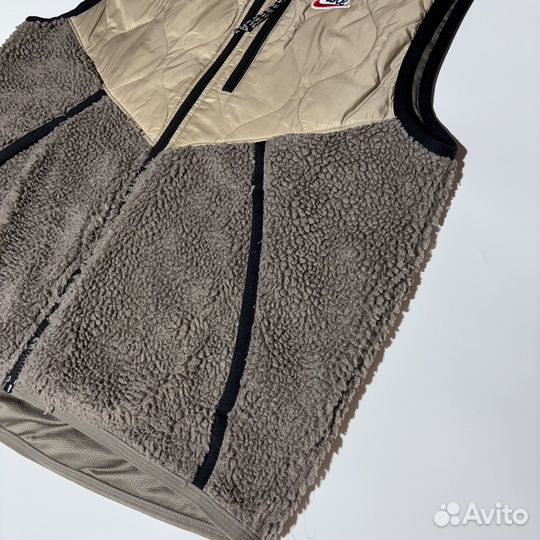 Жилетка Nike Sherpa Logo Vest