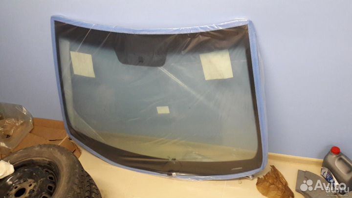 Лобовое стекло на Хендай Солярис