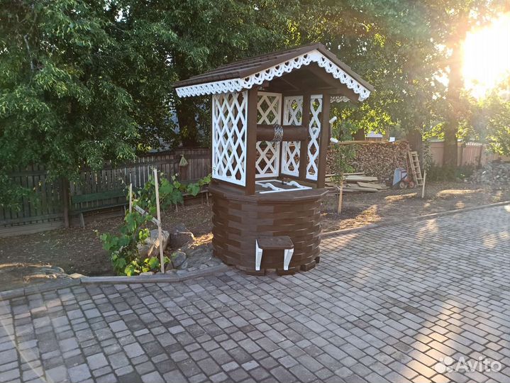 Домик для колодца