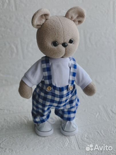 Мишка плюшевый