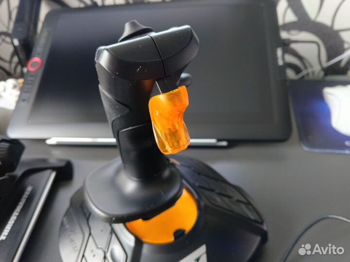 Джойстик ThrustMaster T-16000M FCS hotas черный