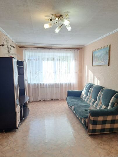 2-к. квартира, 43 м², 1/5 эт.