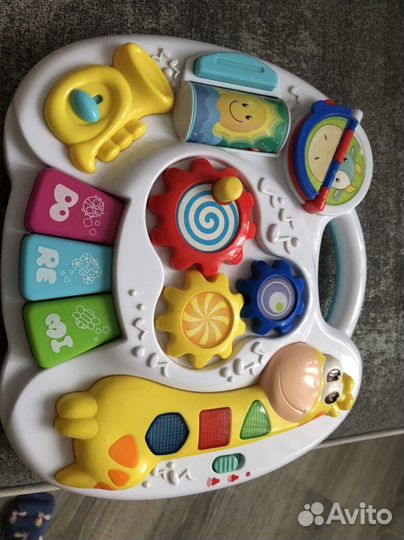 Развивающая музыкальная игрушка fisher price