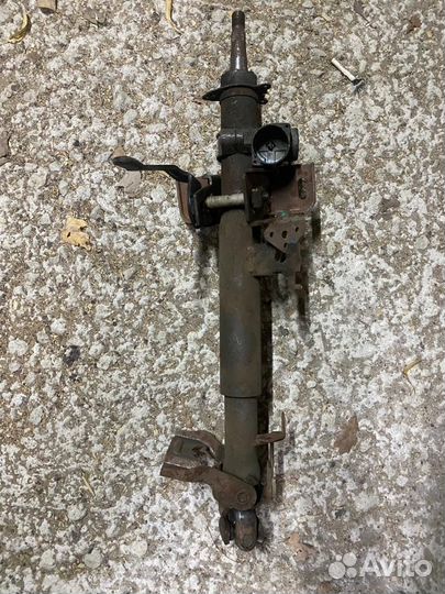 Nissan Almera Classic B 10 рулевая колонка