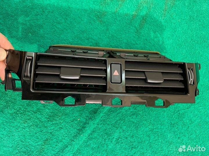 Дефлектор воздушный передний Land Rover Discovery