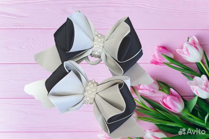 Бант нарядный на резинке для девочки