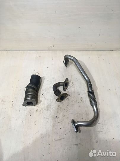 Патрубок Турбины Фольксваген пассат Б6 cbab